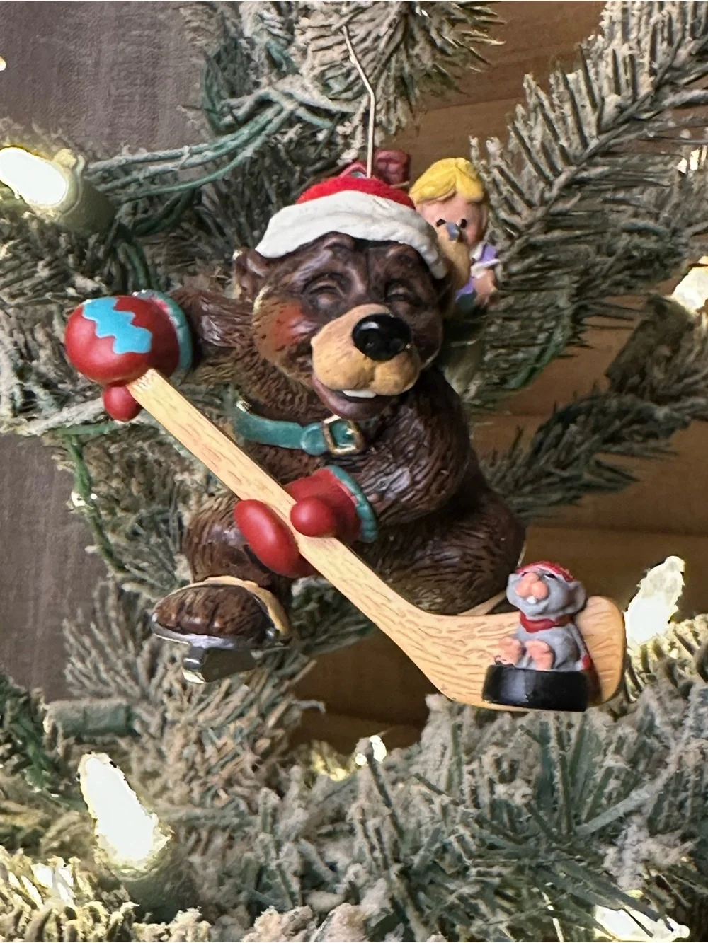 2005 Hallmark Hockey Thrills – Nick & Christopher #2 Repaint/Colorway